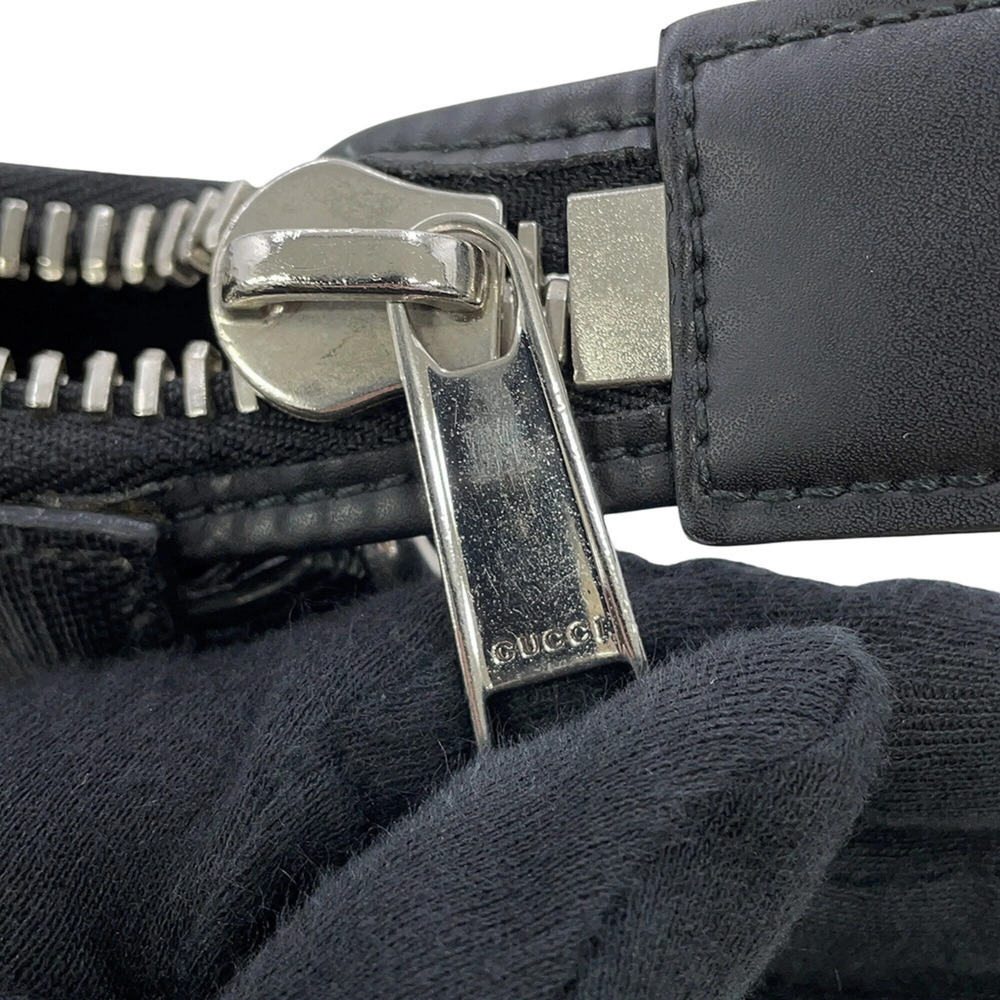 GUCCI Authentic Black Shoulder Bag - Picture 15 of 16